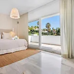 Villa Sirio: Golf-front Retreat With Private Heated Pool Marbella
