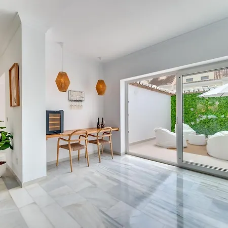 Sirio: Golf-front Retreat With Private Heated Pool Villa Marbella