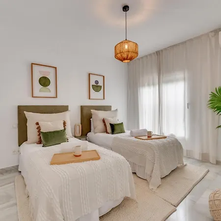 Villa Sirio: Golf-front Retreat With Private Heated Pool Marbella