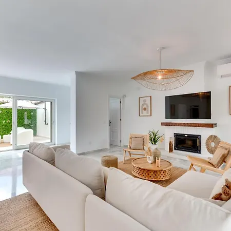 Villa Sirio: Golf-front Retreat With Private Heated Pool Marbella