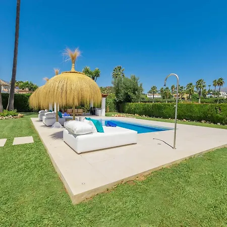 Sirio: Golf-front Retreat With Private Heated Pool *