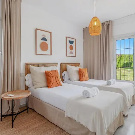 Vacation I Sirio, Golf-front Villa, Private Heated Pool, Bbq, Privacy, World-class Dining, 10 Min From Puerto Banus * 马尔韦利亚