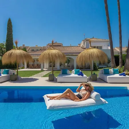 别墅 Vacation I Sirio, Golf-front Villa, Private Heated Pool, Bbq, Privacy, World-class Dining, 10 Min From Puerto Banus