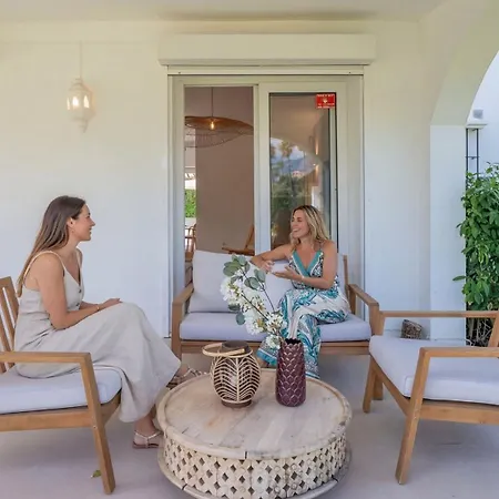 Vacation I Sirio, Golf-front Villa, Private Heated Pool, Bbq, Privacy, World-class Dining, 10 Min From Puerto Banus 马尔韦利亚